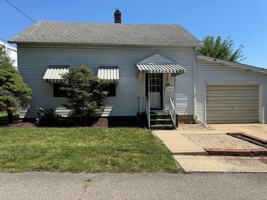 featured image of 284 W Elizabeth St