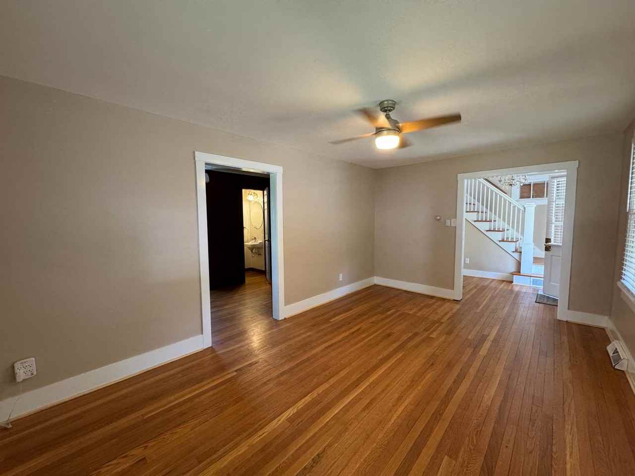 284 W Elizabeth St - Photo 5 of 19