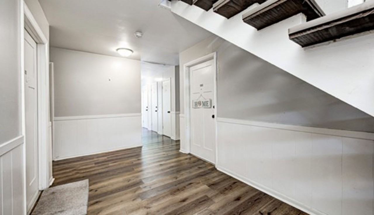 Breeza 32 Apartments - Photo 2 of 12