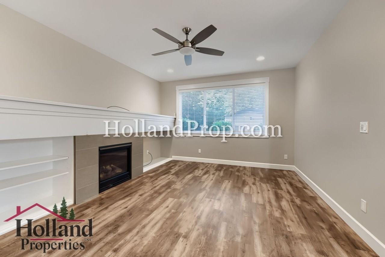 131 Ne 30th Ave - Photo 7 of 29
