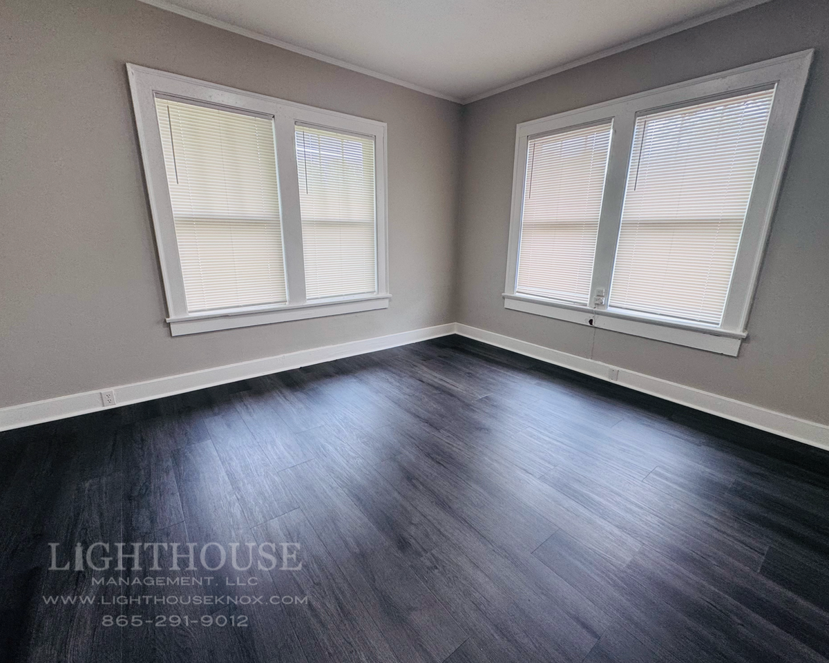 3120 E 5th Ave - Photo 2 of 16