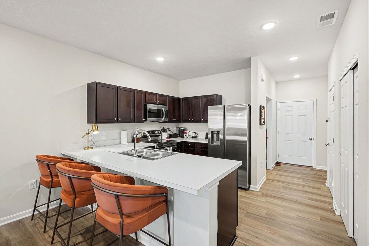 2498 Houston Rd - Photo 3 of 27