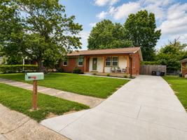 featured image of 1002 Irving Dr