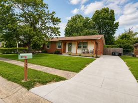 1002 Irving Dr - Photo 1 of 1