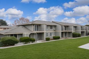 Hood Manor Apartments - Photo 1 of 1