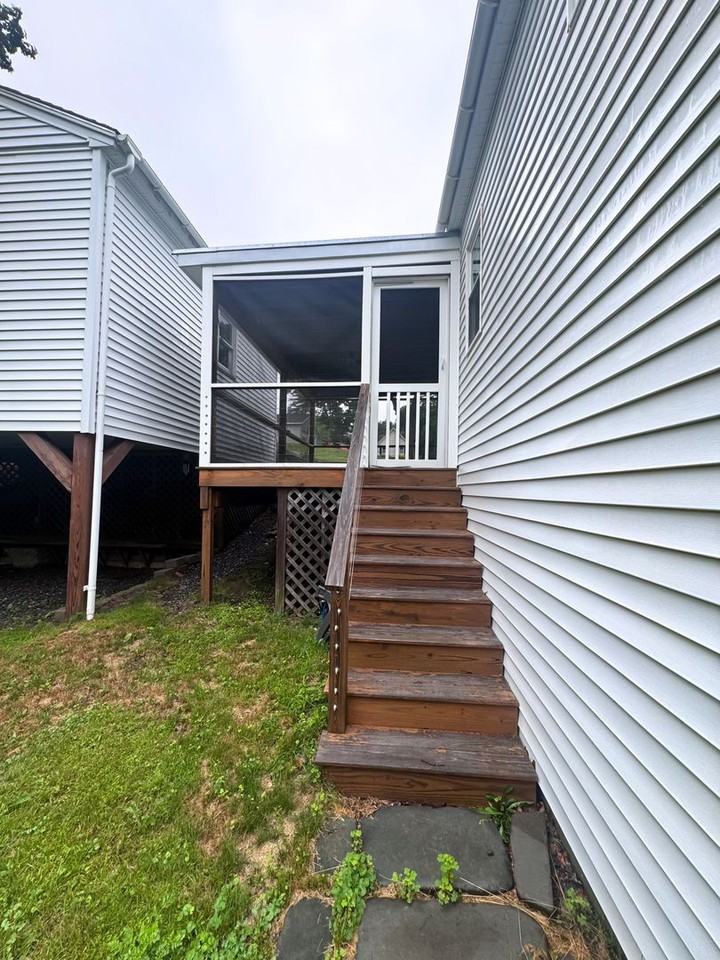 371 Middle St - Photo 2 of 22