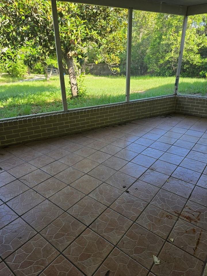 2847 W Rennet Ct - Photo 2 of 14