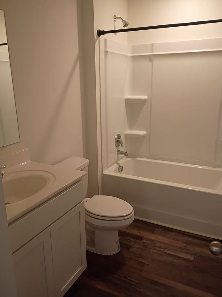 3707 Water Lily Ln - Photo 4 of 16