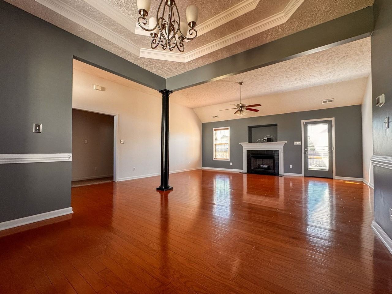 5929 Blue Sky Ln - Photo 3 of 39