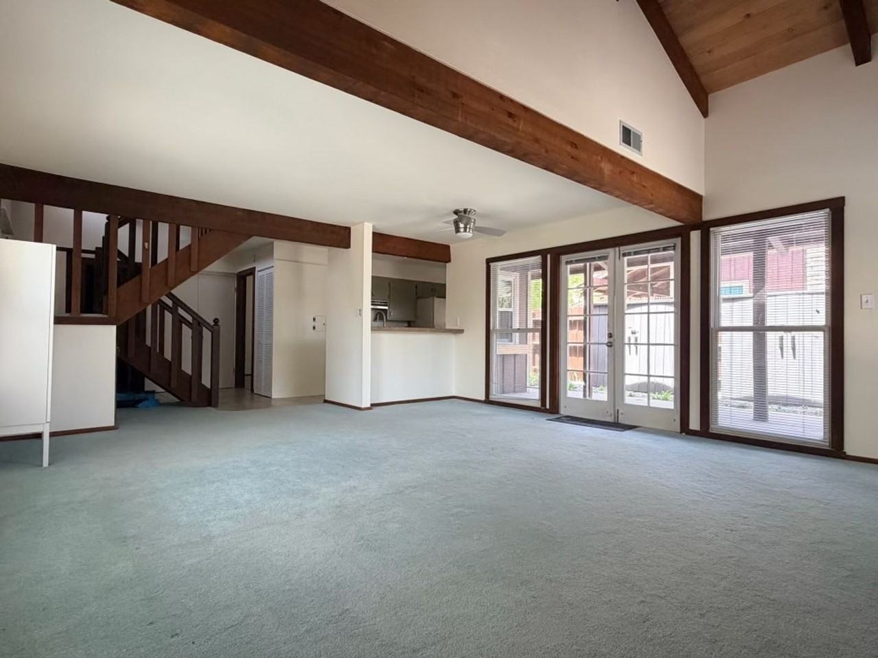 36 Meadow Lakes Dr - Photo 2 of 11