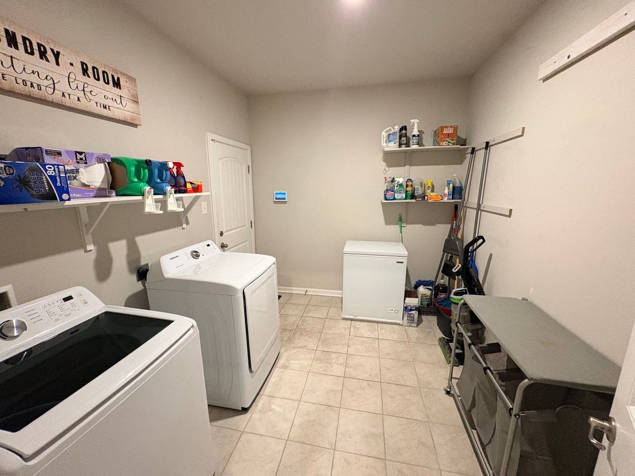 3258 Lake Crest Dr - Photo 5 of 15