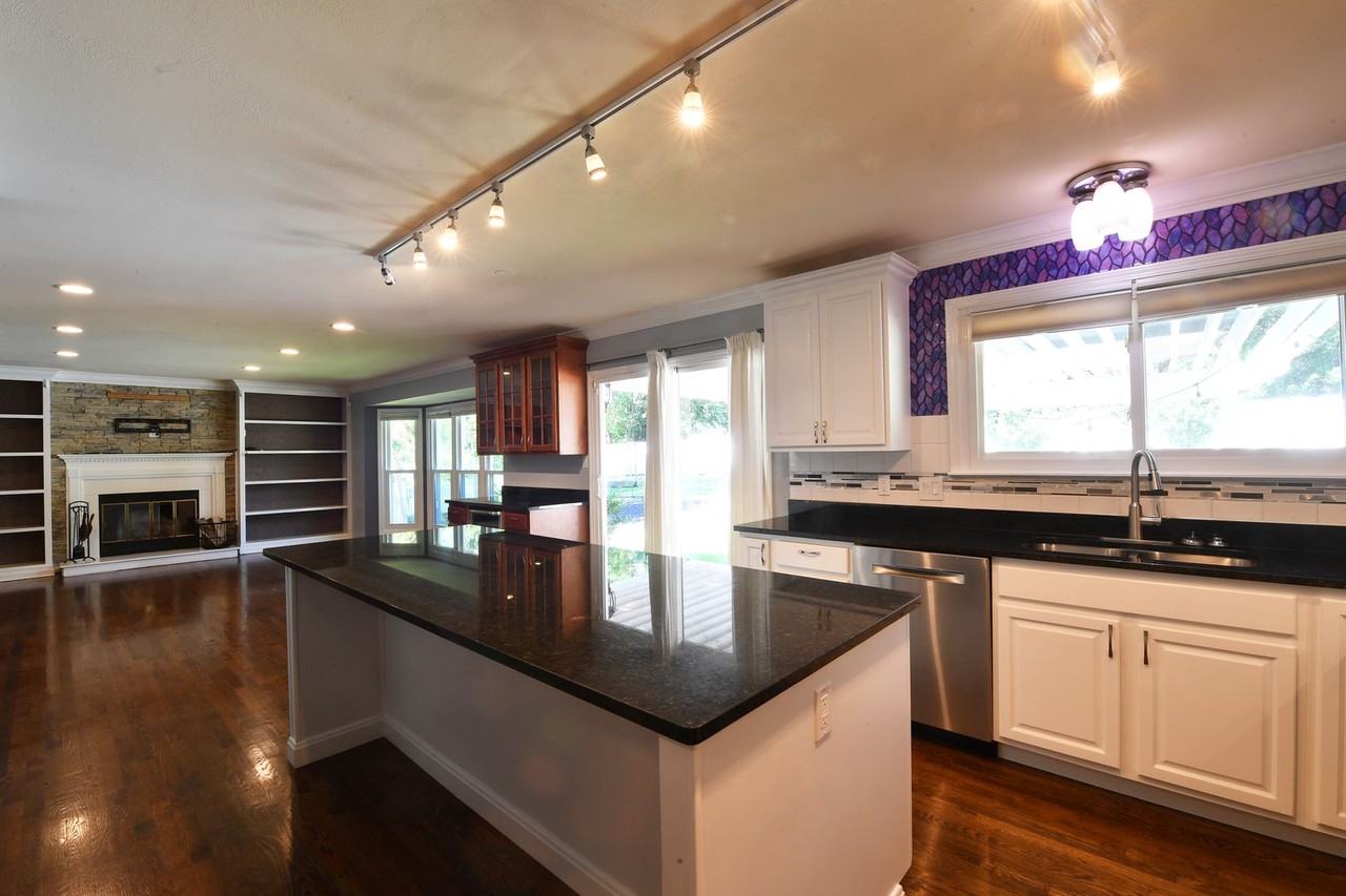 1419 Sawyers Trail Ct - Photo 5 of 16