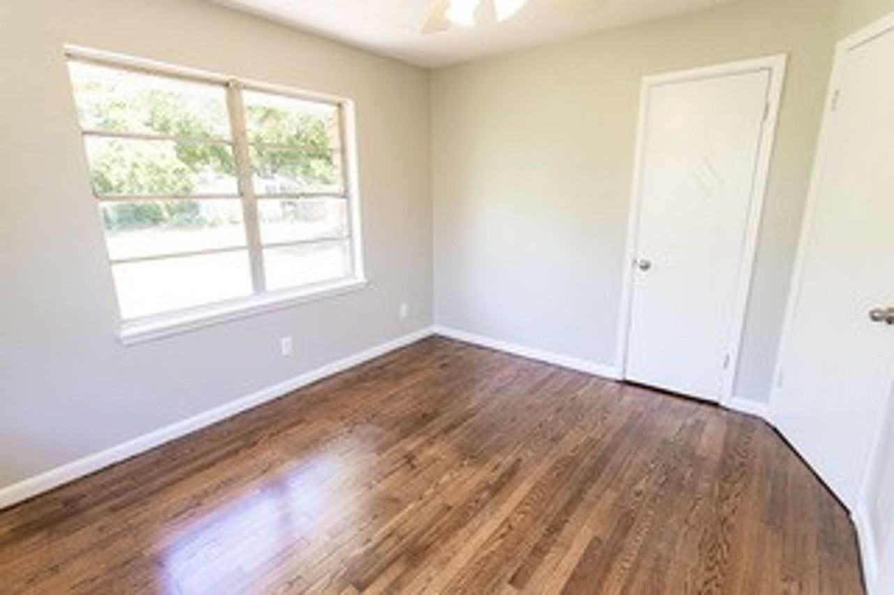 3009 N Vermont Ave - Photo 3 of 16