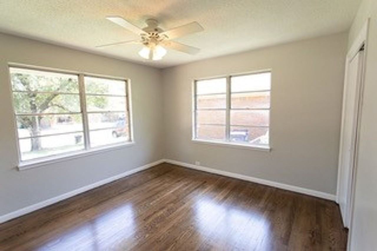3009 N Vermont Ave - Photo 4 of 16