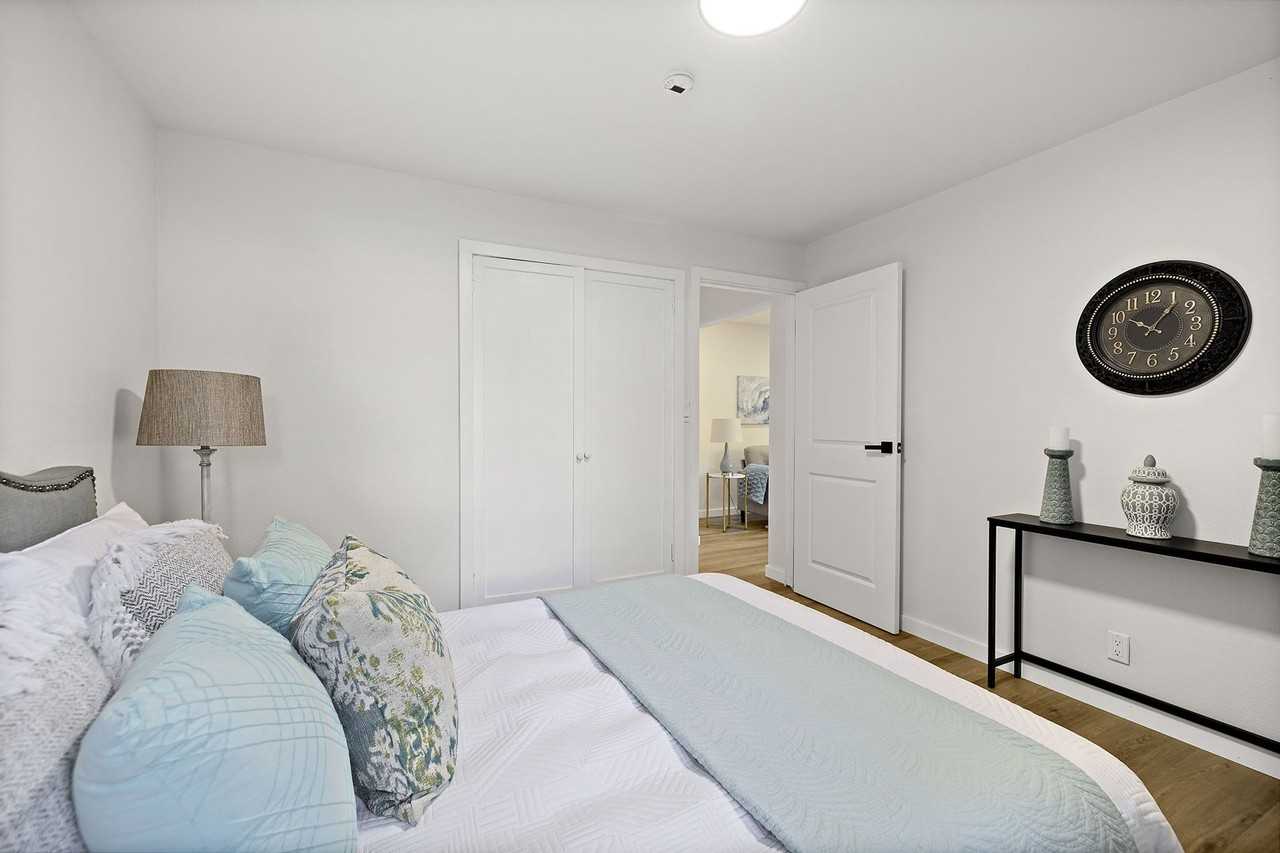 2311 N 88th St - Photo 6 of 12