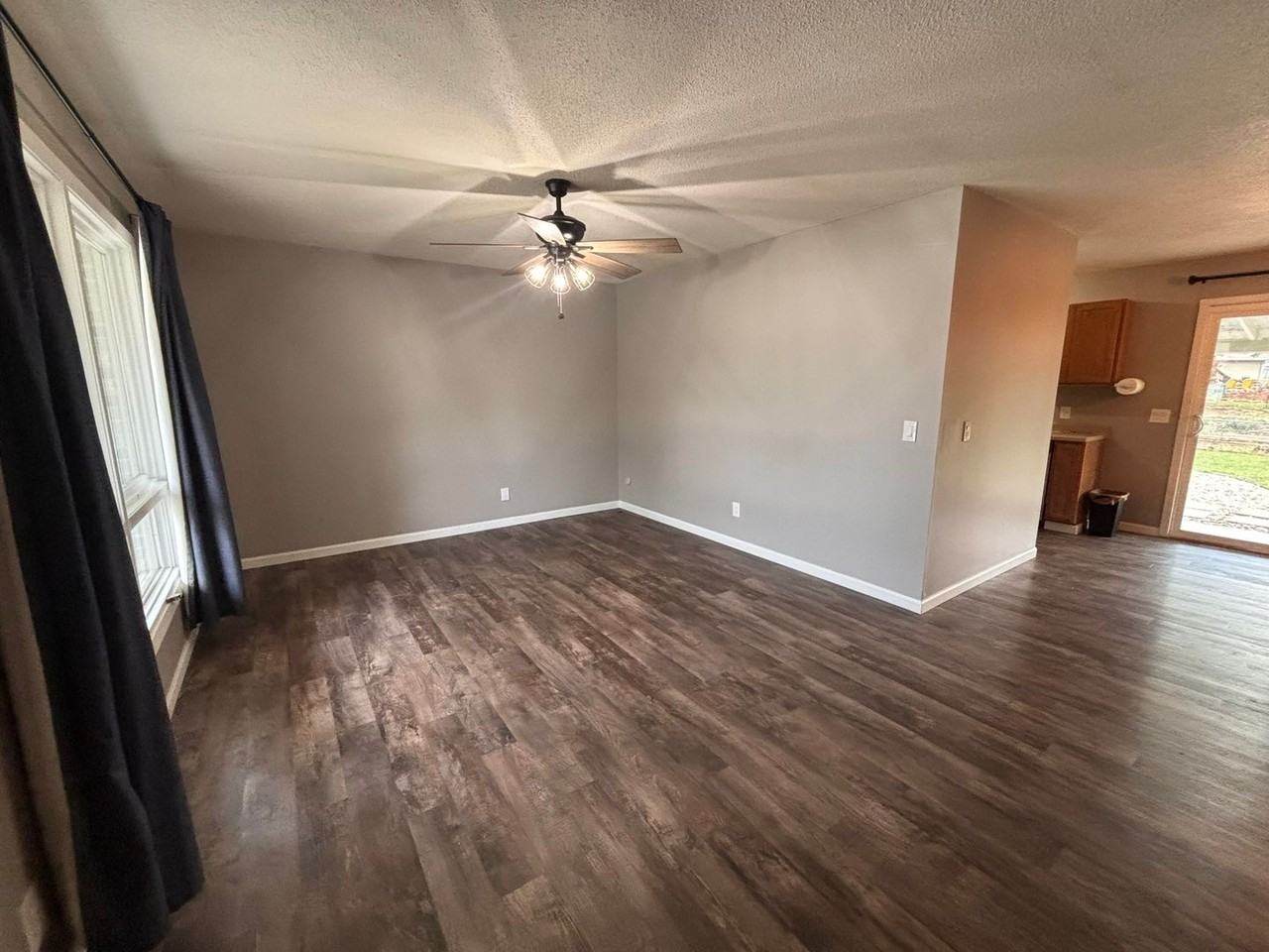 110 Texas St - Photo 4 of 22