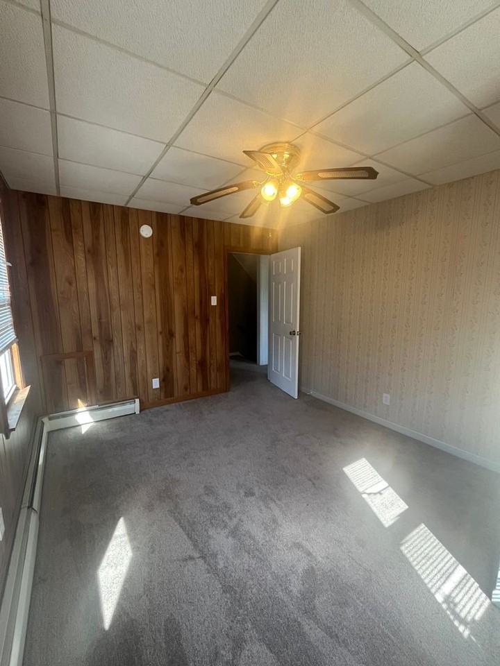 724 S Reading Ave - Photo 7 of 12