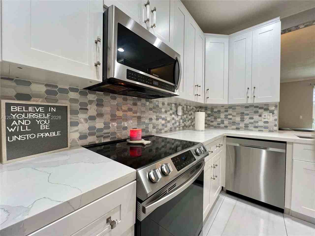8917 Nw 54th St - Photo 2 of 16