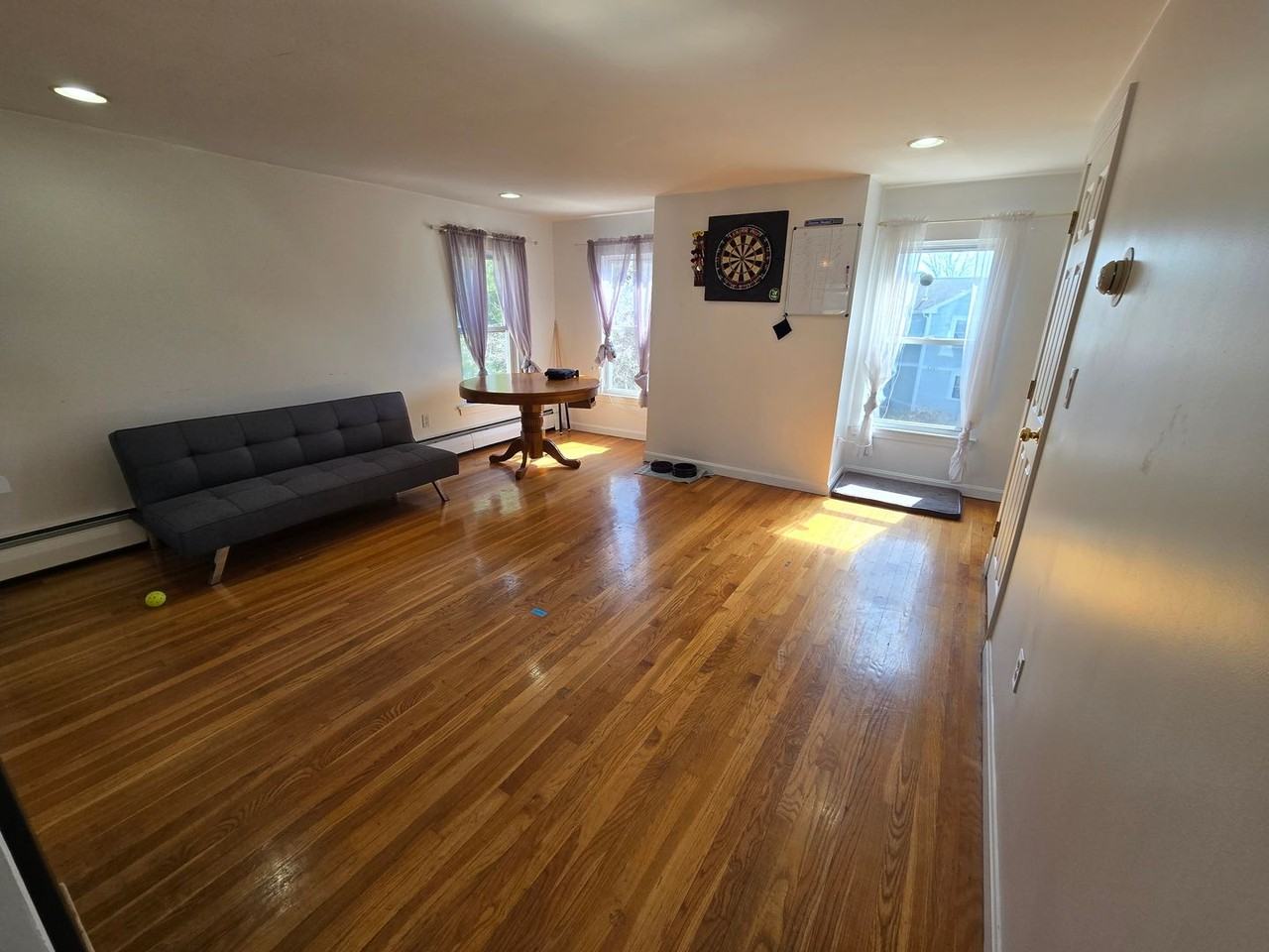 62 Summer St - Photo 3 of 7
