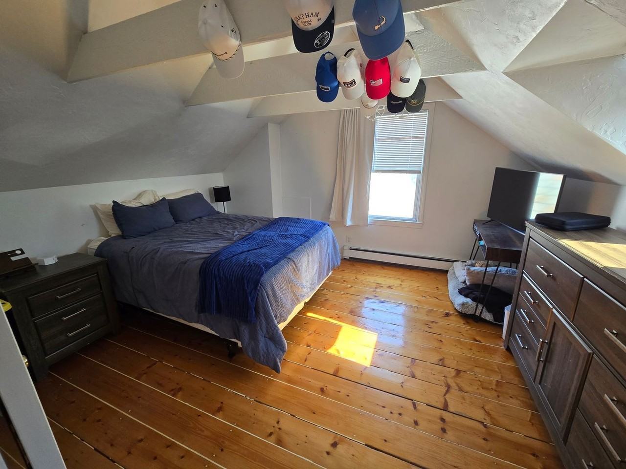 62 Summer St - Photo 4 of 7