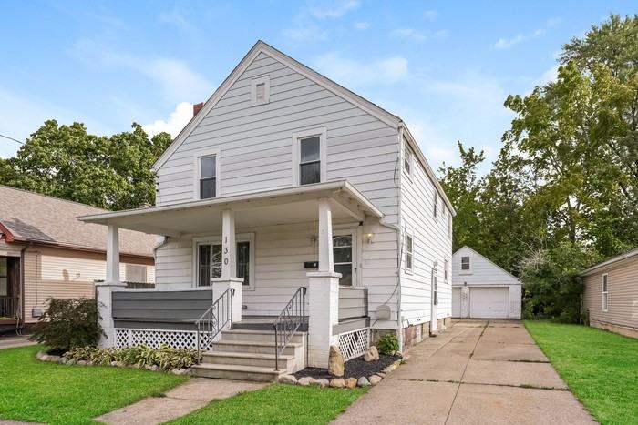 130 Taft Ave - Photo 2 of 3