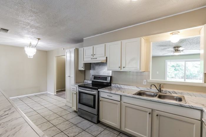 7219 Westport Way - Photo 6 of 20