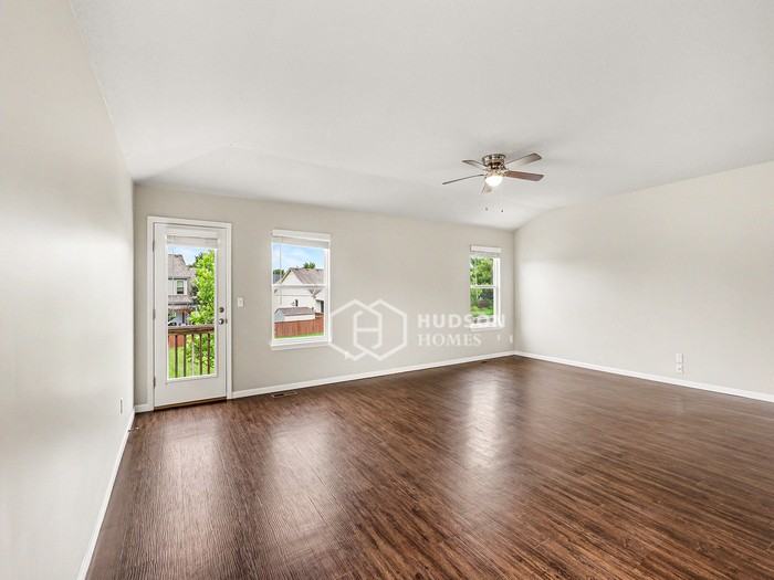 744 S Mulberry St - Photo 6 of 23