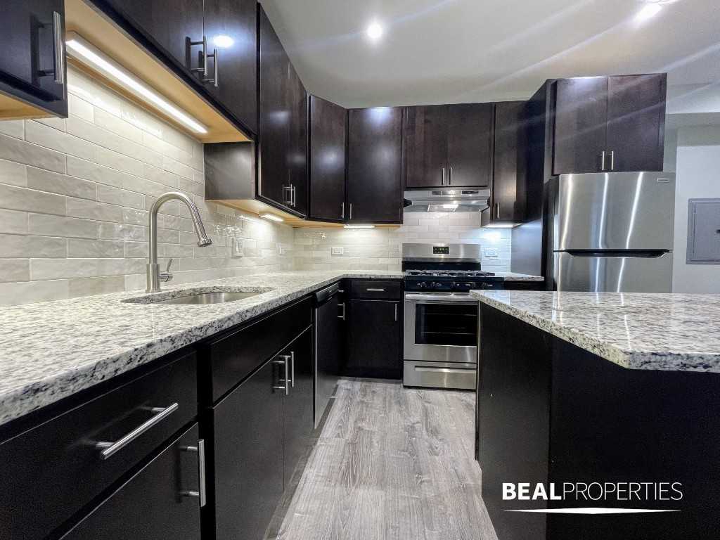 1142 Maple Ave #2 - Photo 3 of 15