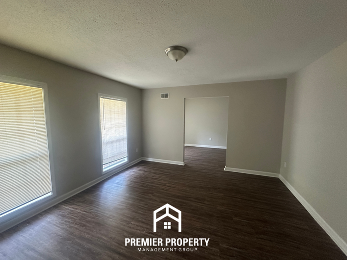 5234 Yellowood Rd - Photo 2 of 18