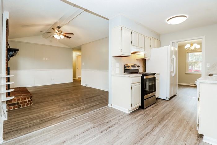 212 Woodward Blvd - Photo 4 of 10