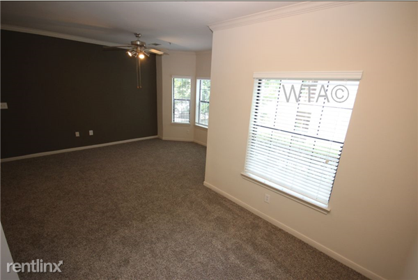 I-10 And Callaghan - Photo 2 of 8