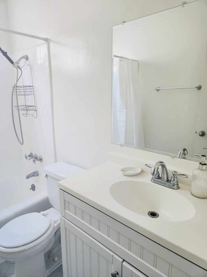 1047 N Ogden Dr #2 - Photo 6 of 18