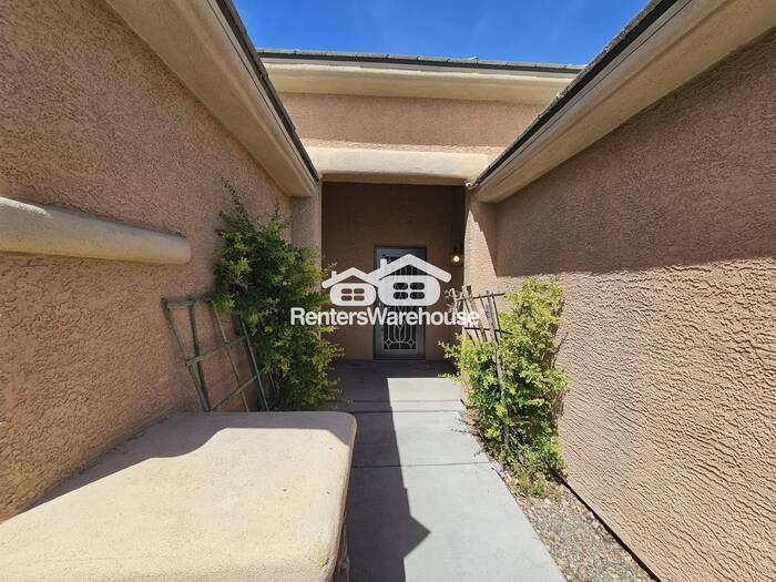 3615 Villa De Paz Ct - Photo 4 of 35