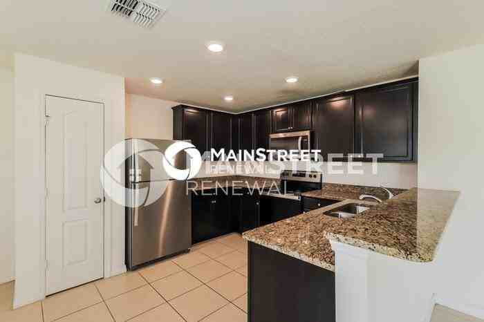 2419 Caspian Dr - Photo 7 of 17
