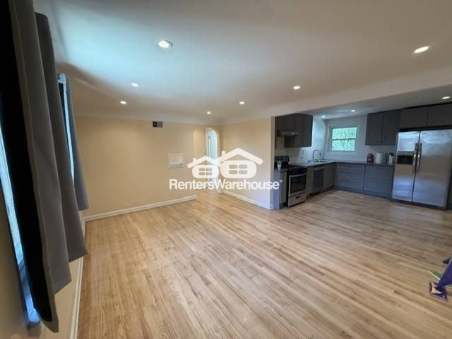 1535 Hudson St #3 - Photo 5 of 19