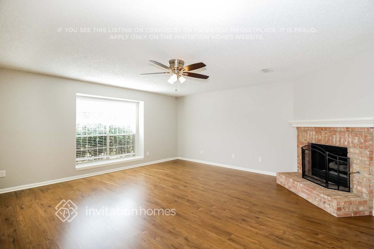 2051 Vista Dr - Photo 5 of 18