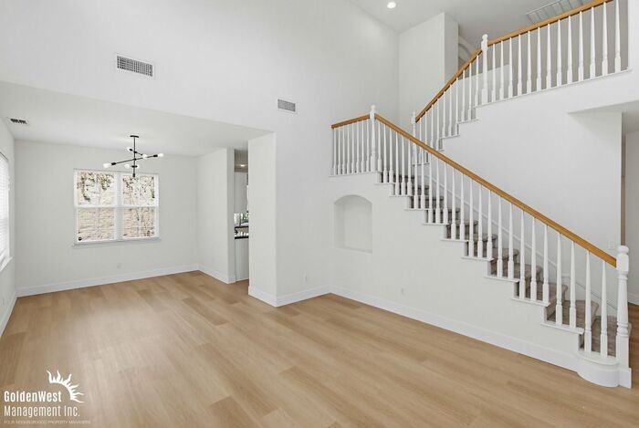 706 Casita Ln - Photo 3 of 26
