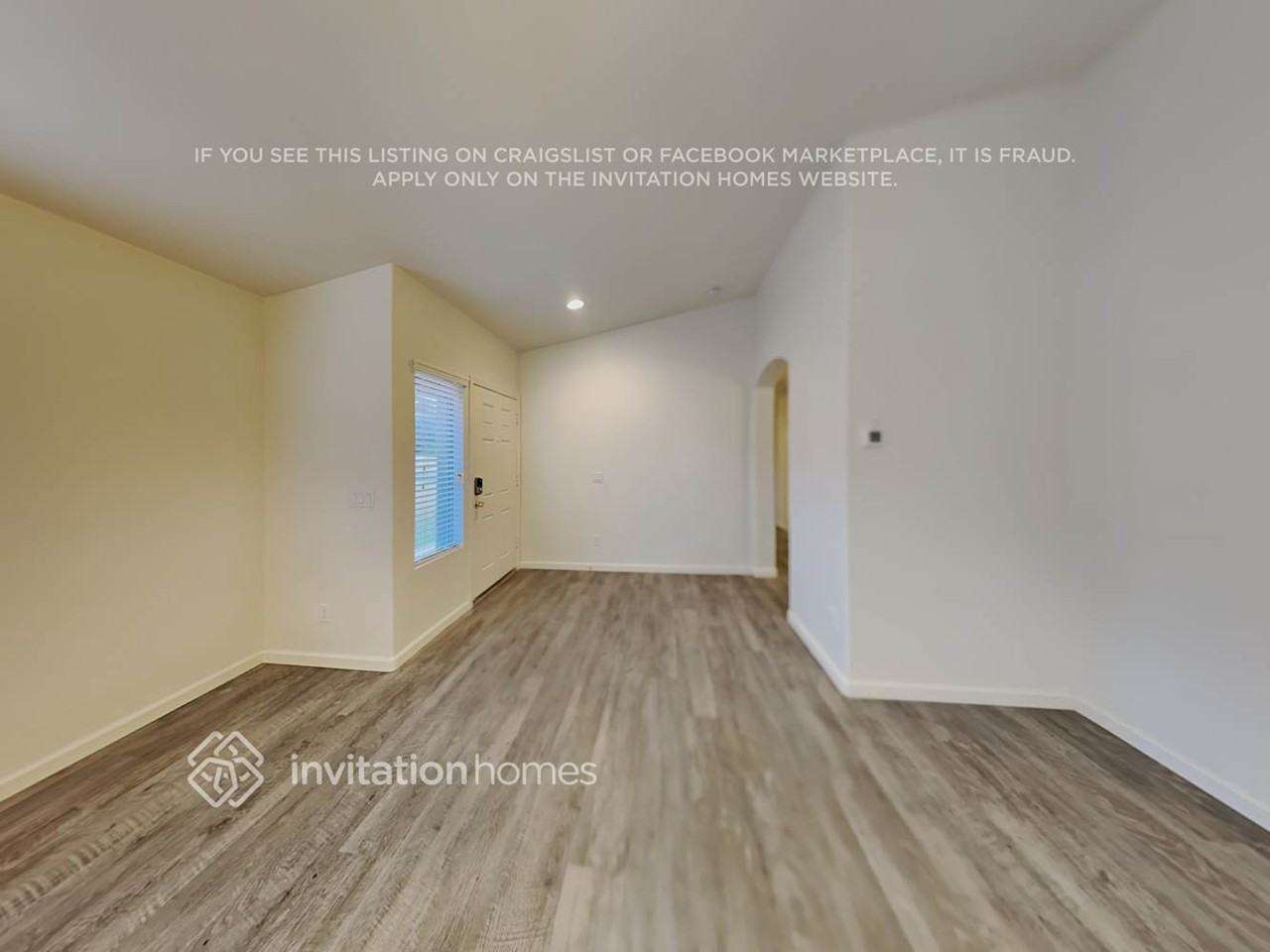 12218 W Hadley St - Photo 3 of 19