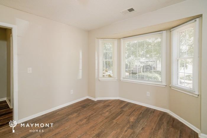 103 Woodwinds West Dr - Photo 5 of 12