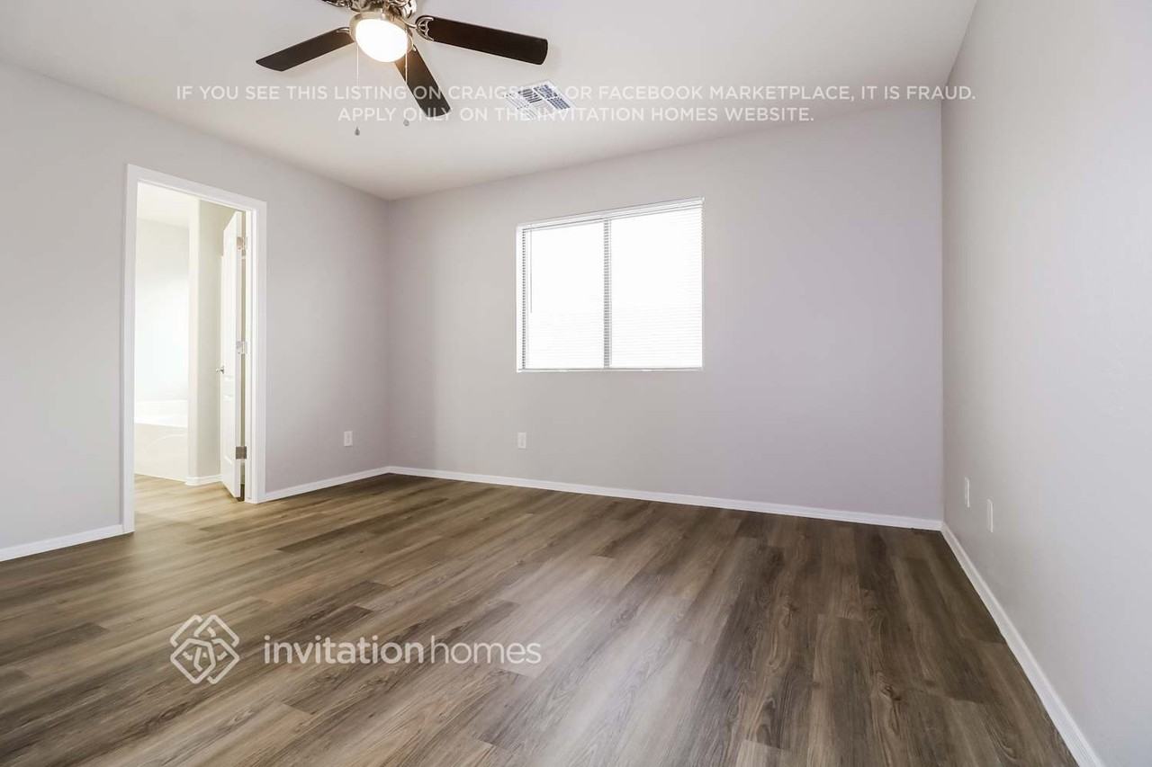 21836 W Mohave St - Photo 7 of 15