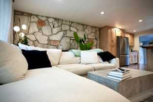 featured image of 4284 S Normandie Ln