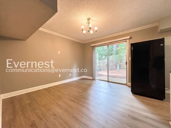396 Promenade Ct Sw - Photo 5 of 22