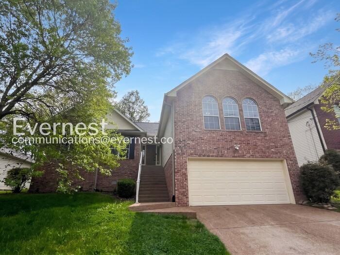 1813 Bryce Cir