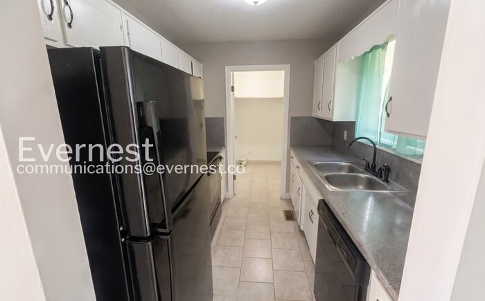 8025 Marsh Mountain Rd - Photo 2 of 18