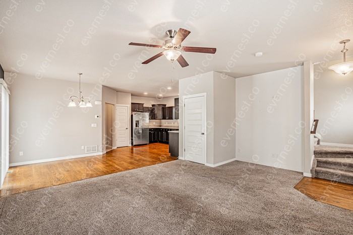 2405 Falkirk Dr - Photo 3 of 24