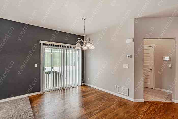 2405 Falkirk Dr - Photo 6 of 24
