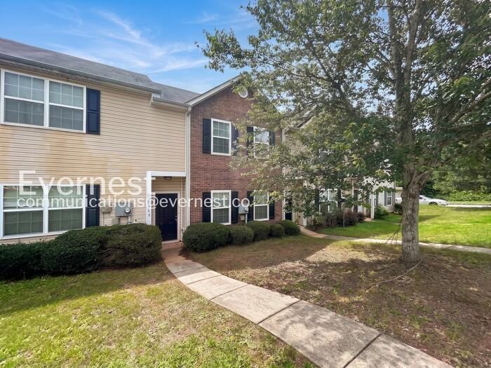 8648 Thomas Ln - Photo 2 of 23
