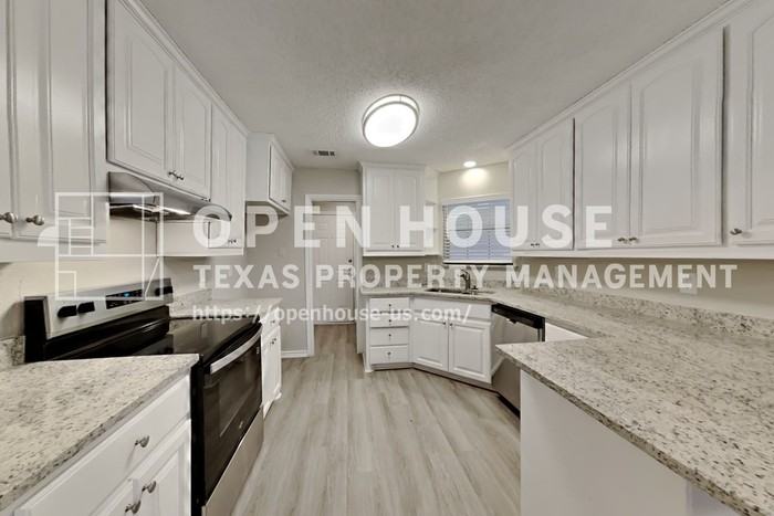 1228 Windy Meadows Dr - Photo 6 of 20