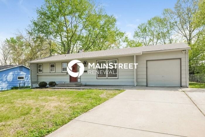 13107 Sycamore Ave - Photo 2 of 17