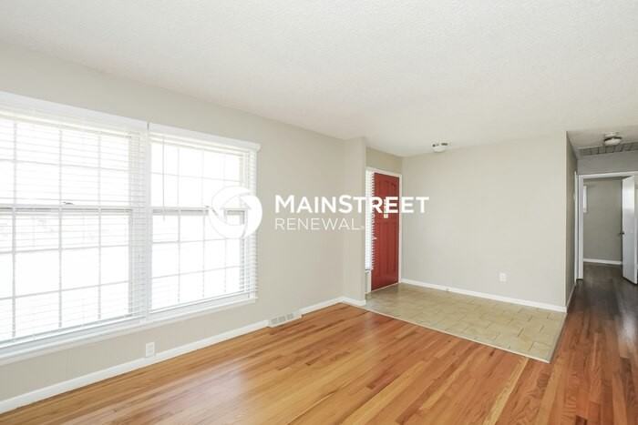 13107 Sycamore Ave - Photo 4 of 17